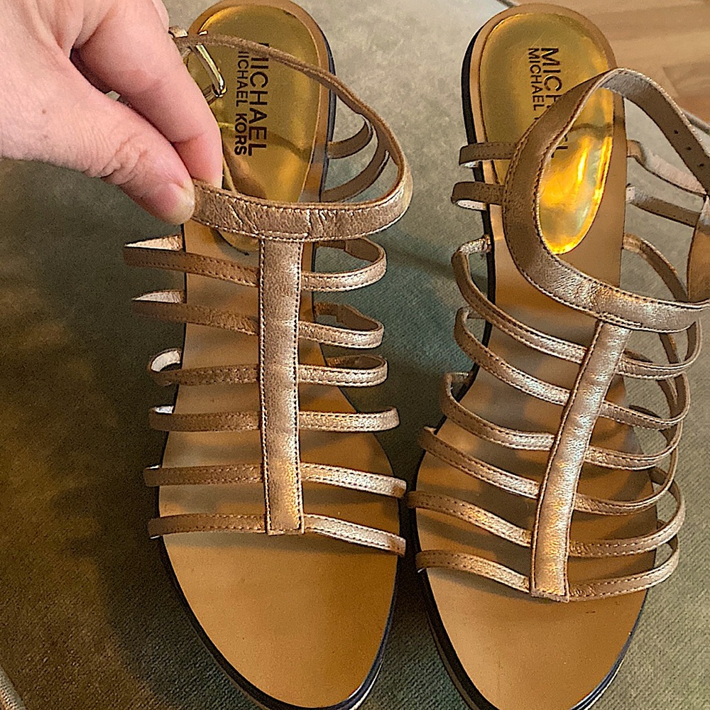 Michael Kors Gold Strap Sandal Sz 10w
